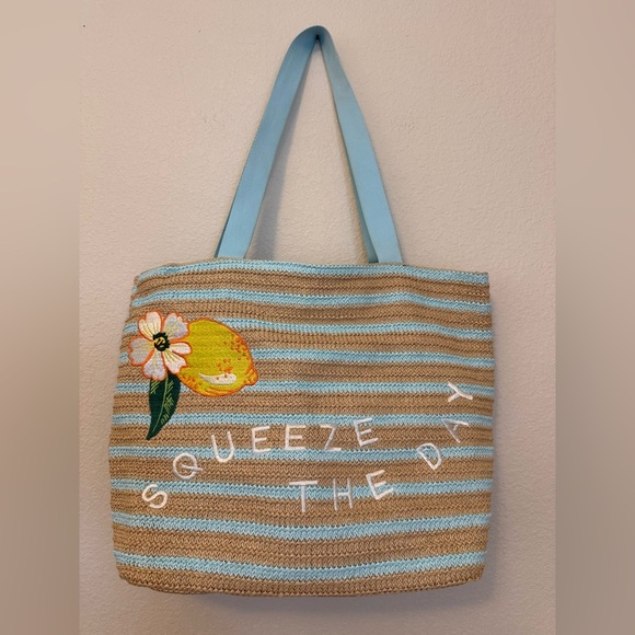 Vera Bradley Squeeze the Day Lemon Grove Beach Bag - Picture 1 of 5